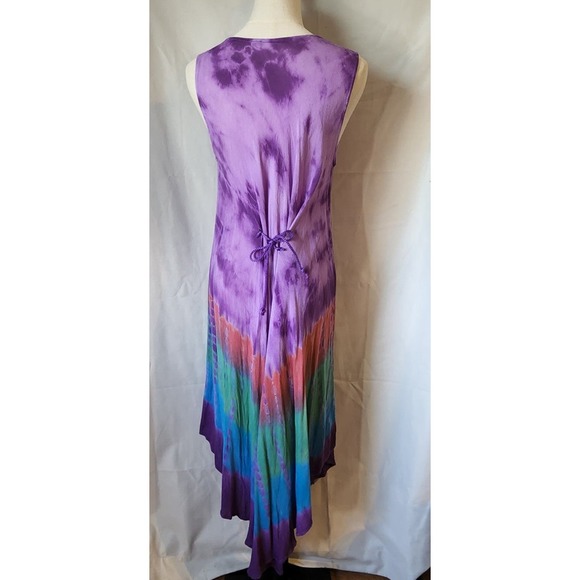 Super cute tie dye hippie dress with embroidery. - Picture 2 of 4